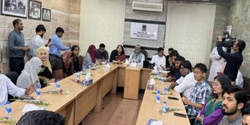 ডাকসুর প্রথম সভা। ছবি : সংগৃহীত