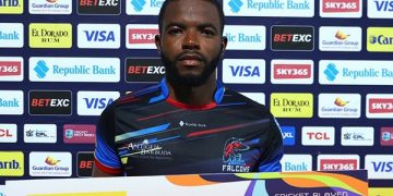 অ্যান্টিগা এবং বারবুডা ফ্যালকন্সের হয়ে ১১ ম্যাচে ২১৯ রান করেন কারিমা গোর