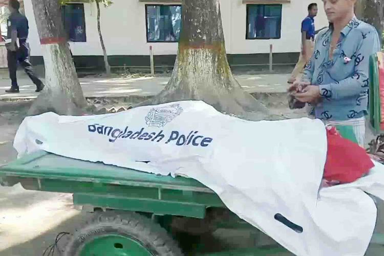 শেরপুরে সড়ক দুর্ঘনায় নিহত