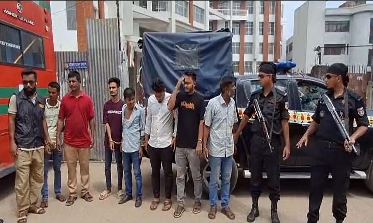 হাসপাতালে ভ্রাম্যমান আদালতে সাত দালালকে কারাদণ্ড