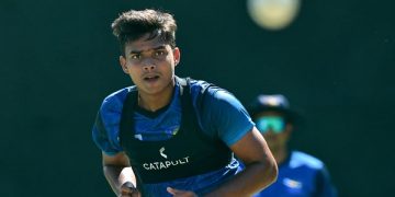 দুনিথ ওয়েল্লাগে