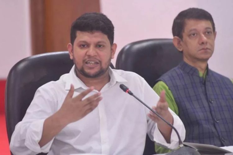 তথ্য ও সম্প্রচার উপদেষ্টা মাহফুজ আলম