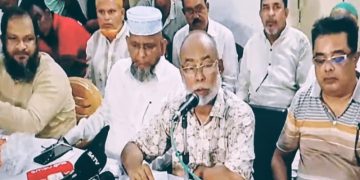 ছবি: রংপুরে কর্মী সমাবেশ শেষে সাংবাদিকদের সঙ্গে কথা বলেন জাপার কো-চেয়ারম্যান মোস্তাফিজার রহমান মোস্তফা (সংগ্রহীত)