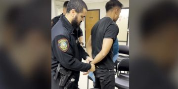 খালাস পাওয়া রৌনক আলম আবার গ্রেফতার