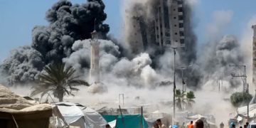 গাজায় ইসরায়েলি ধ্বংসযজ্ঞ চলছেই।