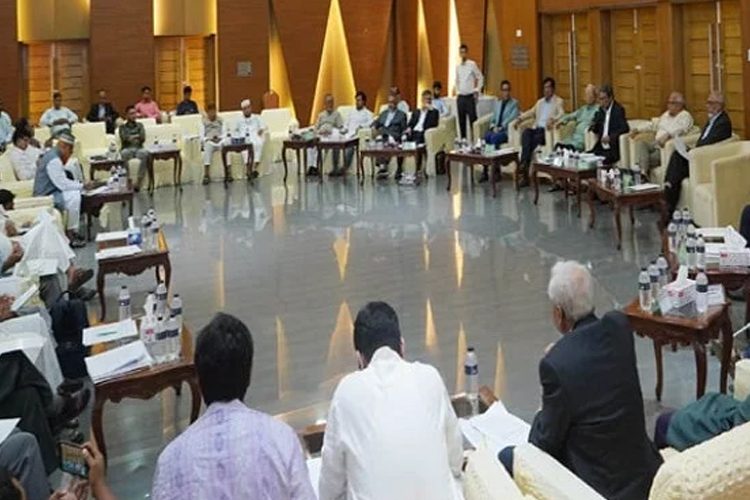 জুলাই সনদের আইনি ভিত্তি নিয়ে রাজনৈতিক দলের সঙ্গে বৈঠকে জাতীয় ঐকমত্য কমিশন