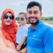 একটি পরিবারের নদীর পাড়ে হাসিমুখে ছবি তোলা. Channel i News - চ্যানেল আই নিউজ