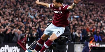 ওয়েস্টহ্যামের মাঠে পাকুয়েতা