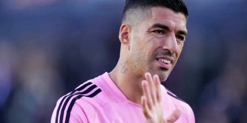 থুতু নিক্ষেপের ঘটনায় অনুতপ্ত সুয়ারেজ