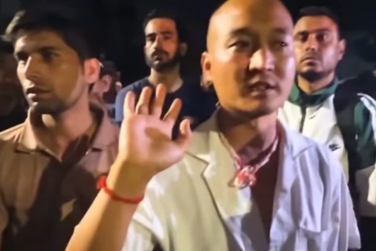 নেপালের নতুন প্রধানমন্ত্রীর পদত্যাগের দাবিতে সুদান গুরুংয়ের বিক্ষোভ