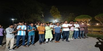 ছাত্রদলের আহবায়ক কমিটির সদস্য জুবায়েদ হোসাইনের রক্তাক্ত মরদেহ উদ্ধারের ঘটনায় বিক্ষোভ মিছিল ও কুষ্টিয়া-খুলনা মহাসড়ক অবরোধ করেছে ইসলামী বিশ্ববিদ্যালয় (ইবি) ছাত্রদল