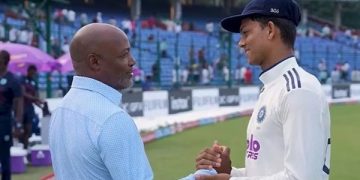 ব্রায়ান লারার সঙ্গে জয়সওয়াল