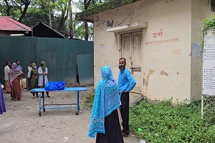 টাঙ্গাইলে সড়ক দুর্ঘটনায় নিহত ২ শ্রমিক