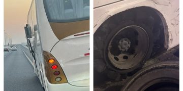 দুর্ঘটনায় শিকার কিংসের বাস