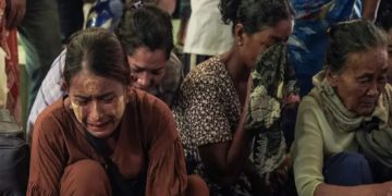 সামরিক বাহিনী মিয়ানমারের জনগণের ওপর ব্যাপক ধ্বংসযজ্ঞ ও মানবিক বিপর্যয় ঘটিয়েছে বলে অভিযোগ রয়েছে।  ছবি: সংগৃহীত