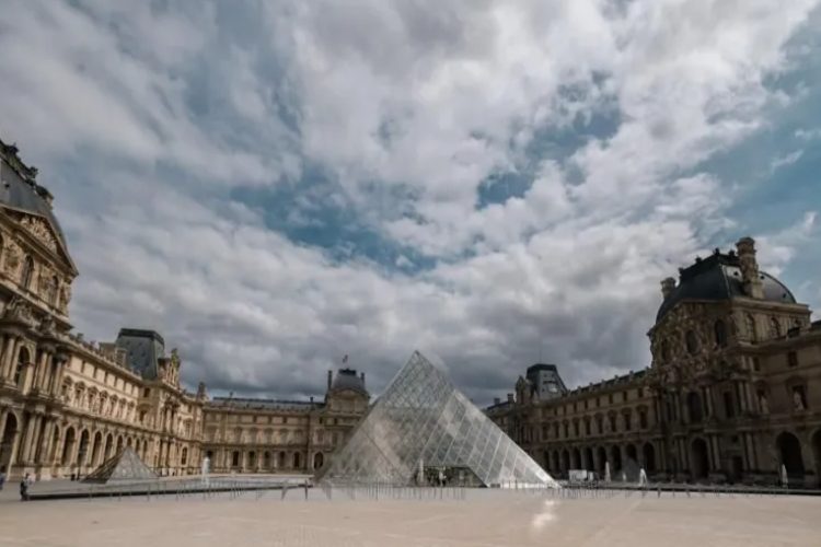 ছবি: ল্যুভ জাদুঘর