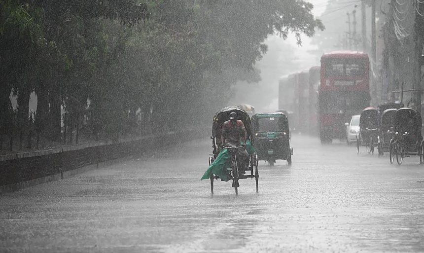 সারাদেশে বজ্রসহ বৃষ্টির সম্ভাবনা