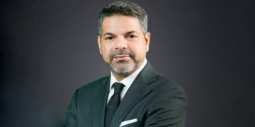 রাজু আলীম
কবি, সাংবাদিক, মিডিয়া ব্যক্তিত্ব