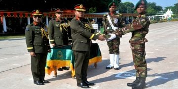 বাংলাদেশ সেনাবাহিনীর তিন রেজিমেন্টে রিক্রুট ব্যাচ–২০২৫ এর কুচকাওয়াজ অনুষ্ঠিত