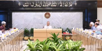 রাজধানীর তেজগাঁওয়ে প্রধান উপদেষ্টার কার্যালয়ে উপদেষ্টা পরিষদের সভা