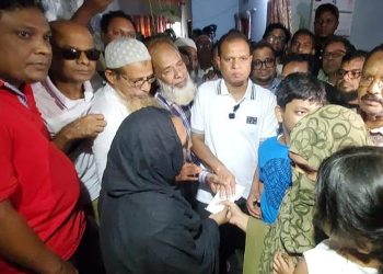 আমরা বিএনপি পরিবারের পক্ষ থেকে সহায়তা