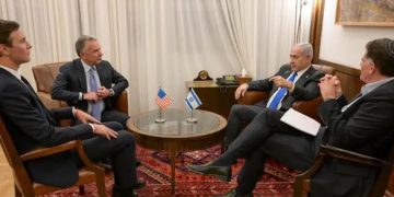 গাজায় যুদ্ধবিরতি বহাল রাখতে ইসরায়েলে পৌঁছেছেন মার্কিন কর্মকর্তারা