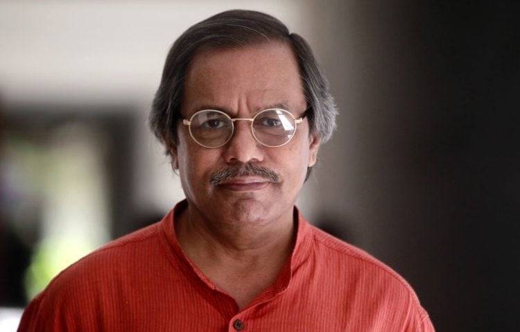 শিক্ষাবিদ মনজুরুল ইসলাম লাইফ সাপোর্টের বাইরে, কিন্তু কিডনির কার্যকারিতার কোনও উন্নতি হচ্ছে না