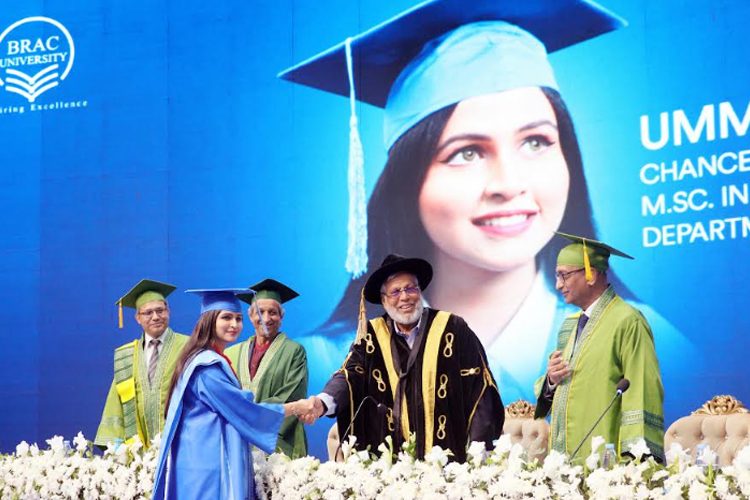 ব্র্যাক ইউনিভার্সিটির ১৭তম সমাবর্তন অনুষ্ঠিত