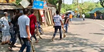 বিএনপির দুগ্রুপের ধাওয়া-পাল্টা ধাওয়া। ছবি: প্রতিনিধির পাঠানো