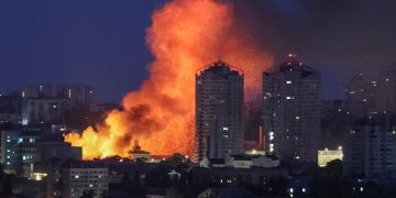 ইউক্রেনে রাশিয়ার ব্যাপক হামলা