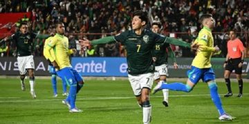 ব্রাজিলকে হারিয়ে বলিভিয়ার প্লে-অফ নিশ্চিতের উদযাপন