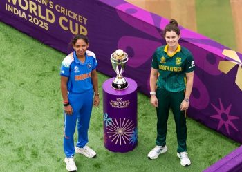 শিরোপা মঞ্চে প্রথমবার মুখোমুখি ভারত ও সাউথ আফ্রিকা।