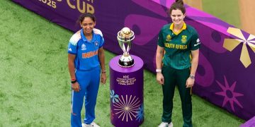 শিরোপা মঞ্চে প্রথমবার মুখোমুখি ভারত ও সাউথ আফ্রিকা।