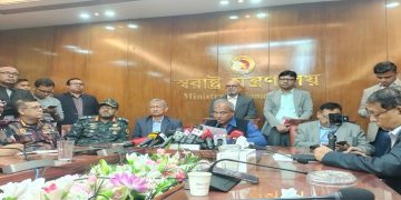 স্বরাষ্ট্র উপদেষ্টা লেফটেন্যান্ট জেনারেল (অব.) জাহাঙ্গীর আলম চৌধুরী