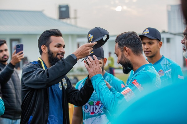 বিপিএলে ঢাকার অধিনায়ক মিঠুন