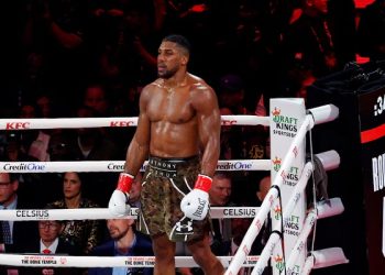 হেভিওয়েট বক্সার অ্যান্থনি জসুয়া