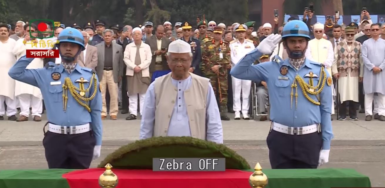 মুক্তিযুদ্ধের উপ-সর্বাধিনায়ক এ কে খন্দকারের জানাজা অনুষ্ঠিত