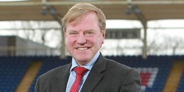 হিউ মরিস