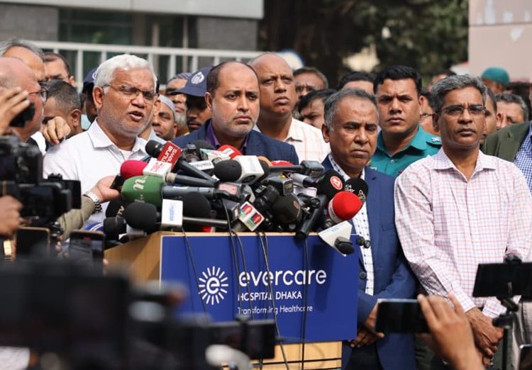 খালেদা জিয়ার ব্যক্তিগত চিকিৎসক ও দলটির স্থায়ী কমিটির সদস্য অধ্যাপক ডা. এ জেড এম জাহিদ হোসেন।