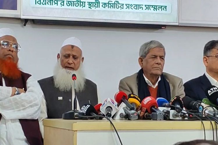ছবি: বিএনপির জাতীয় স্থায়ী কমিটির সংবাদ সম্মেলন।