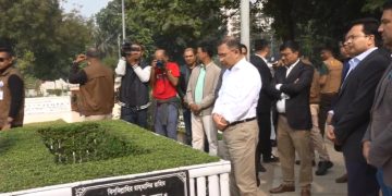 আরাফাত রহমান কোকোর বনানীস্থ সমাধিস্থলে তারেক রহমান