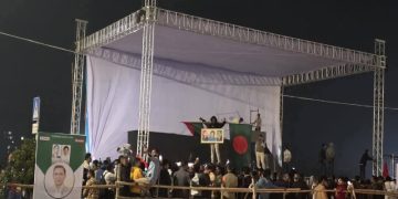 ছবি: তারেক রহমানের সংবর্ধনা মঞ্চ