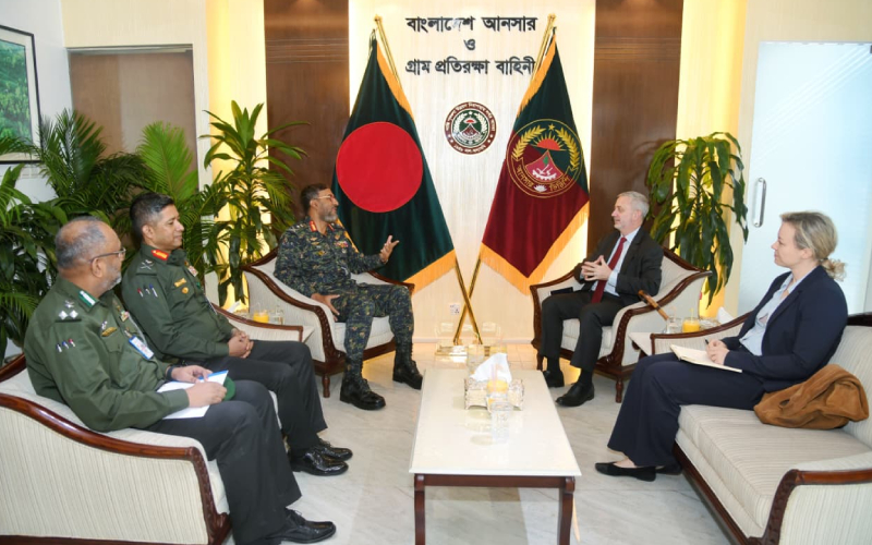 নির্বাচনী প্রস্তুতিতে আনসার-ভিডিপি মহাপরিচালকের সঙ্গে ইইউ রাষ্ট্রদূতের বৈঠক