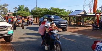 থাইল্যান্ড-কম্বোডিয়া সীমান্তে সংঘর্ষে বহু মানুষ বাস্তুচ্যুত।