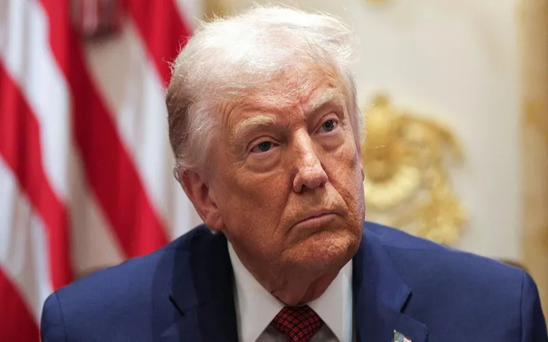 ভেনেজুয়েলার তেলবাহী ট্যাংকারে অবরোধের নির্দেশ ট্রাম্পের