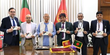 বিজয় দিবস উপলক্ষে স্মারক ডাকটিকিট অবমুক্ত করেন প্রধান উপদেষ্টা