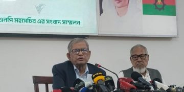 বিএনপি মহাসচিব মির্জা ফখরুল ইসলাম আলমগীর প্রার্থীদের নাম ঘোষণা করেন। ছবি: সংগৃহীত