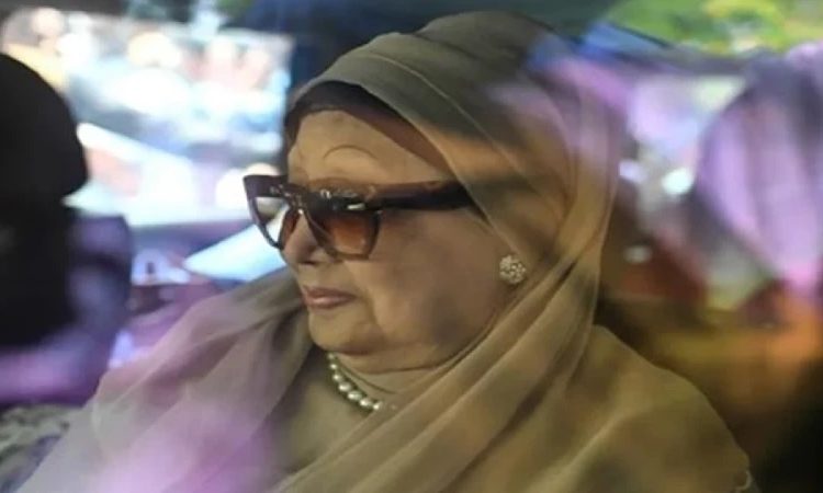 ‘বেগম খালেদা জিয়া খুব ক্রিটিক্যাল অবস্থায় আছেন’