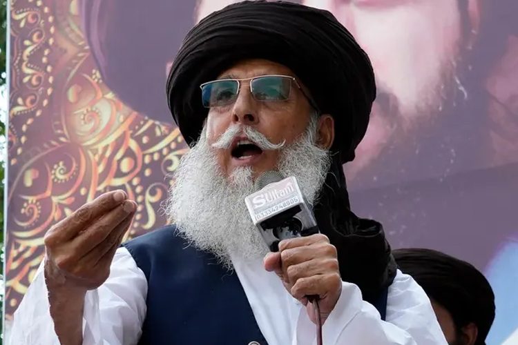 পাকিস্তানে নিষিদ্ধ সংগঠনের জ্যেষ্ঠ নেতাকে ৩৫ বছরের বেশি কারাদণ্ড