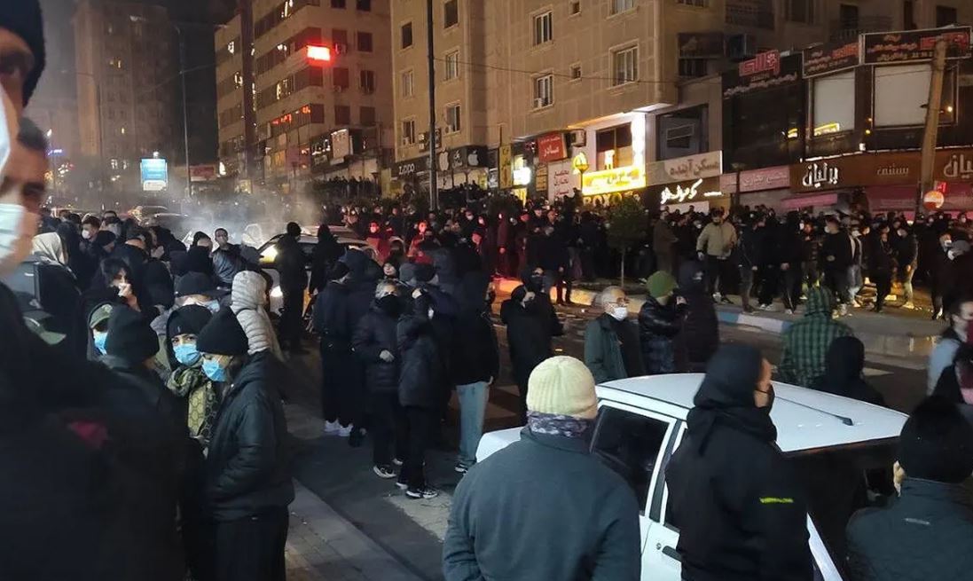 ইরানে ২০০ জনের বেশি প্রাণহানি, মসজিদে আগুন